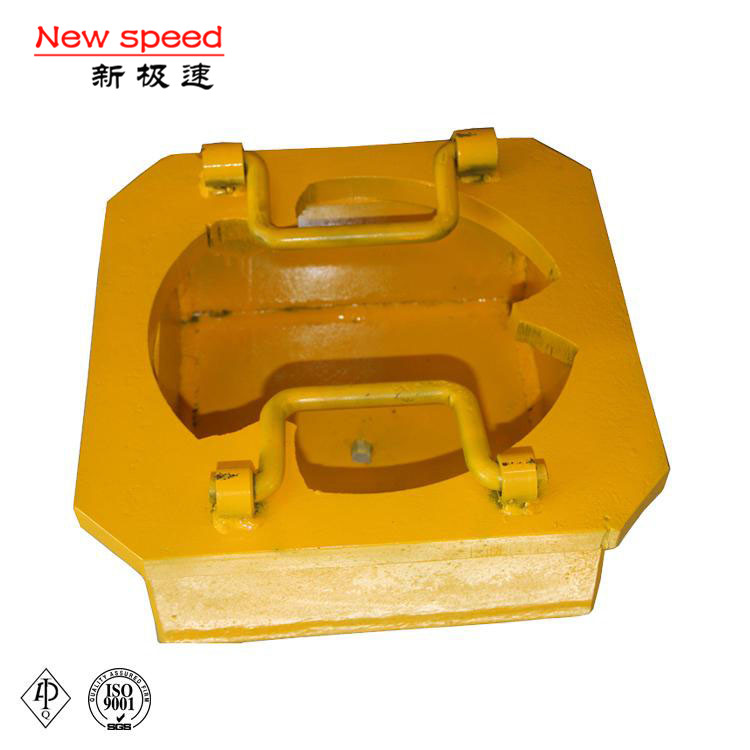 Bit Breaker for Tricone Bit