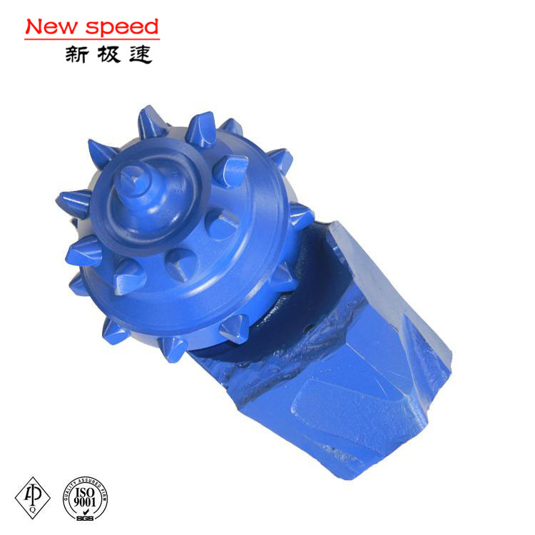12 1、4 IADC 437 Roller Cutters