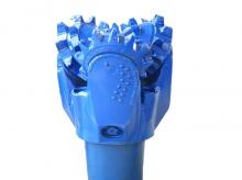 11 5、8 IADC127 Milled Tricone Bit